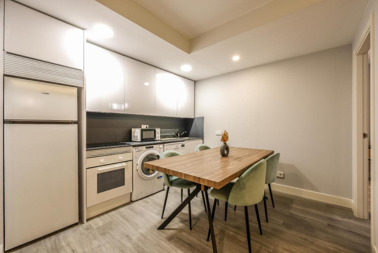 Apartamentos Reformados En Arturo Soria Madrid Kültér fotó