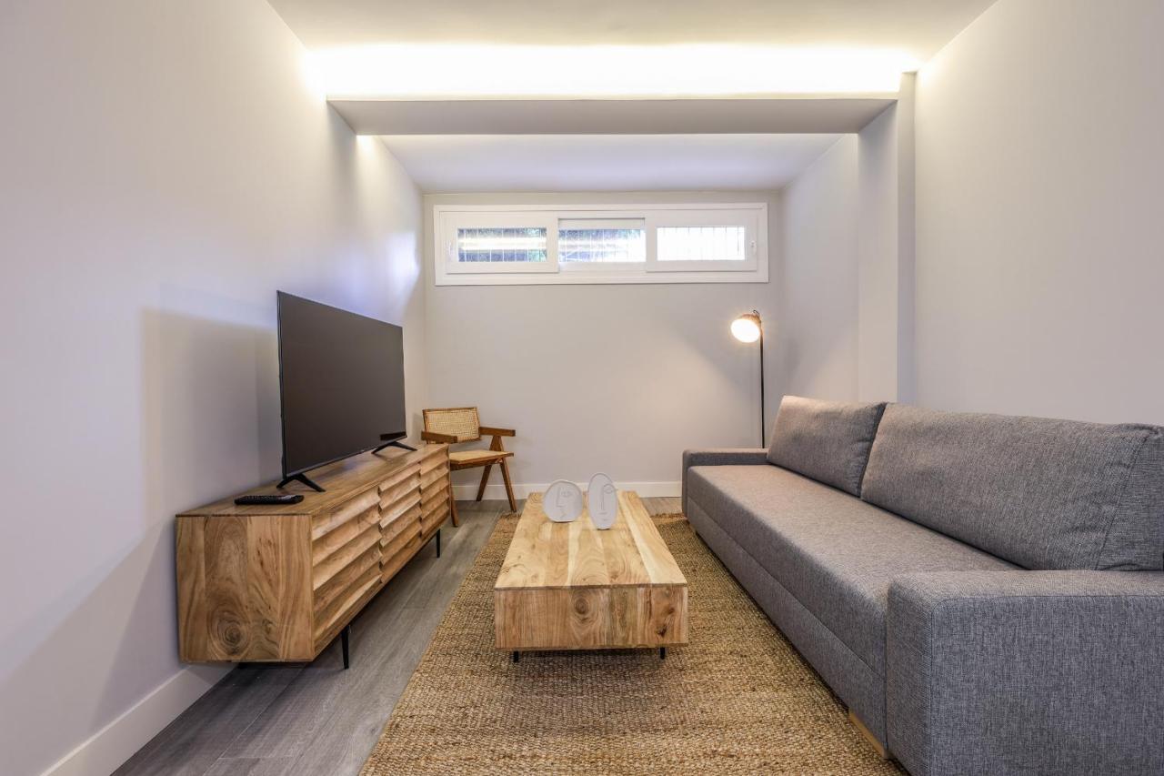Apartamentos Reformados En Arturo Soria Madrid Kültér fotó