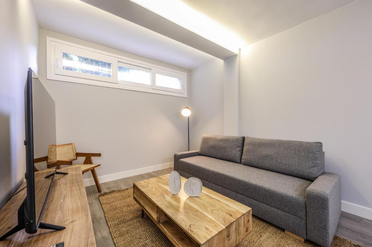 Apartamentos Reformados En Arturo Soria Madrid Kültér fotó