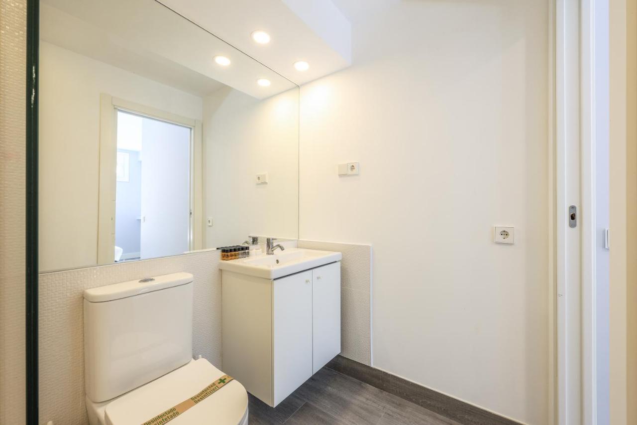 Apartamentos Reformados En Arturo Soria Madrid Kültér fotó