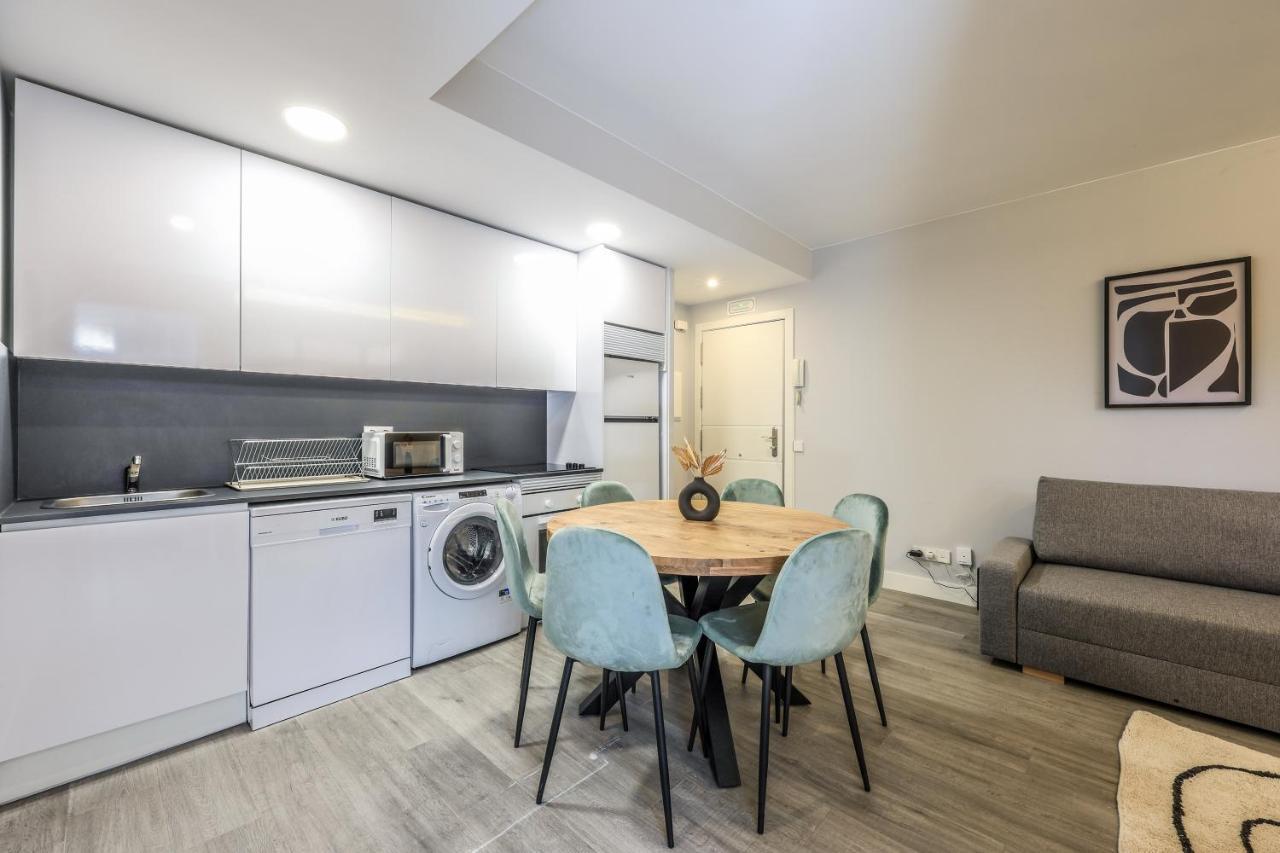 Apartamentos Reformados En Arturo Soria Madrid Kültér fotó