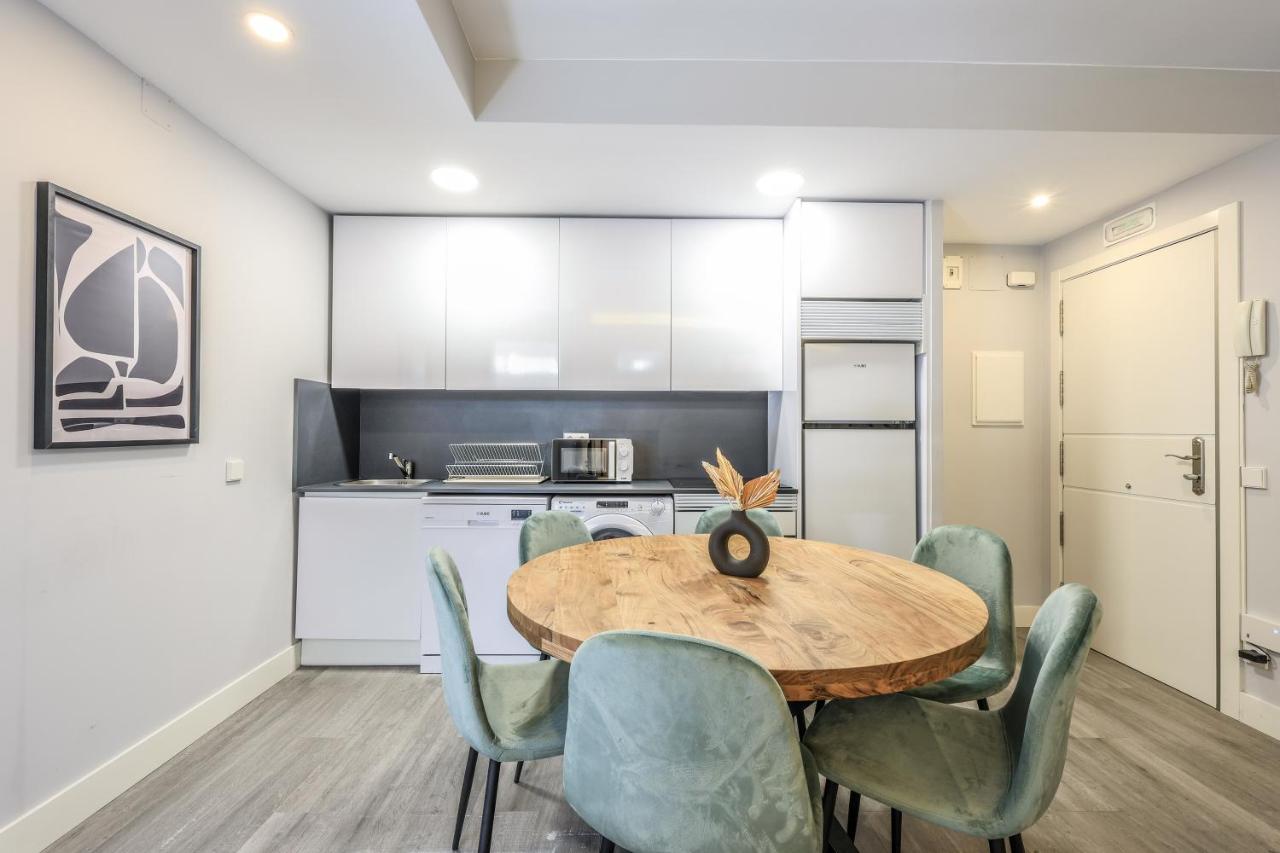 Apartamentos Reformados En Arturo Soria Madrid Kültér fotó