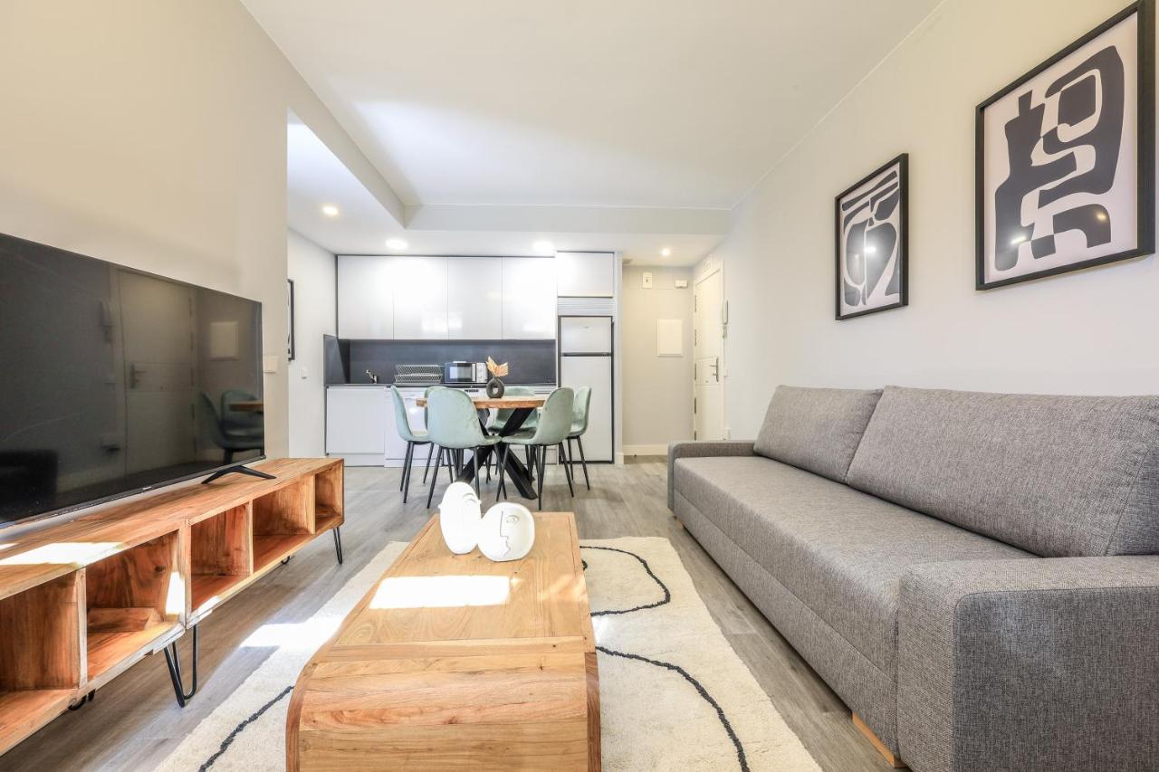 Apartamentos Reformados En Arturo Soria Madrid Kültér fotó