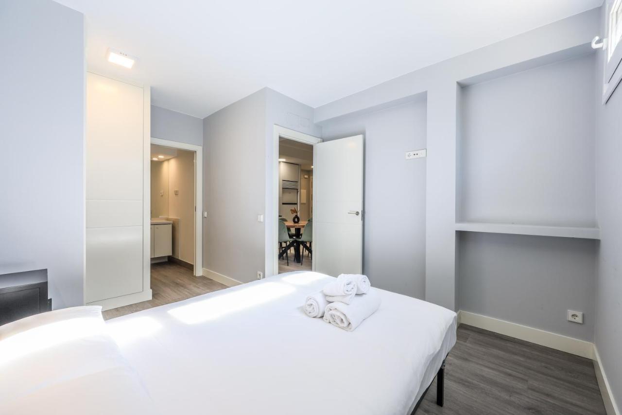 Apartamentos Reformados En Arturo Soria Madrid Kültér fotó